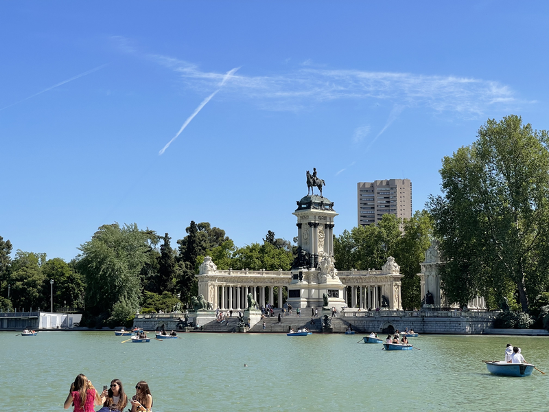 Lake at the Retiro Park